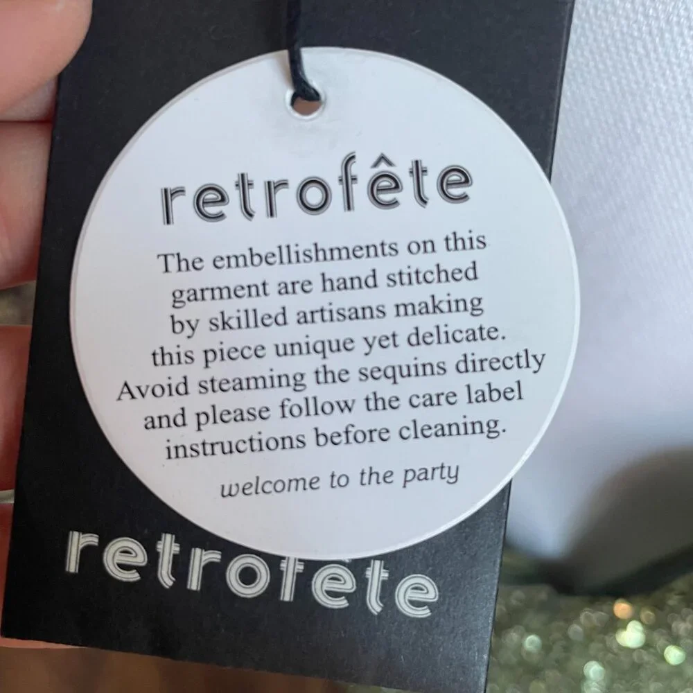 NWT Retrofête Green Long Sleeve Sequin Dress With Plunging Neckline Size L - Picture 13 of 15